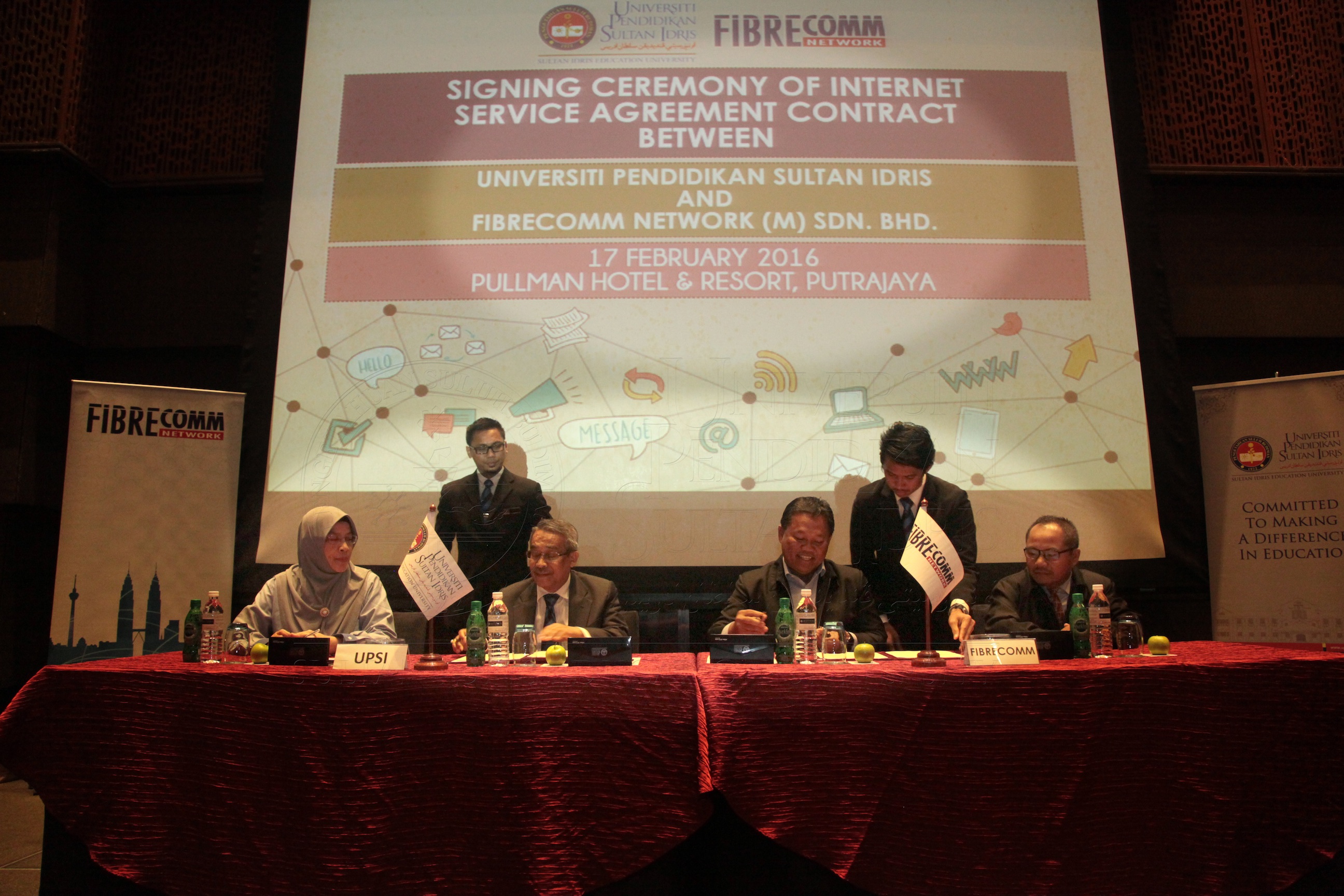 PRO16 14 fibercom IMG 0076